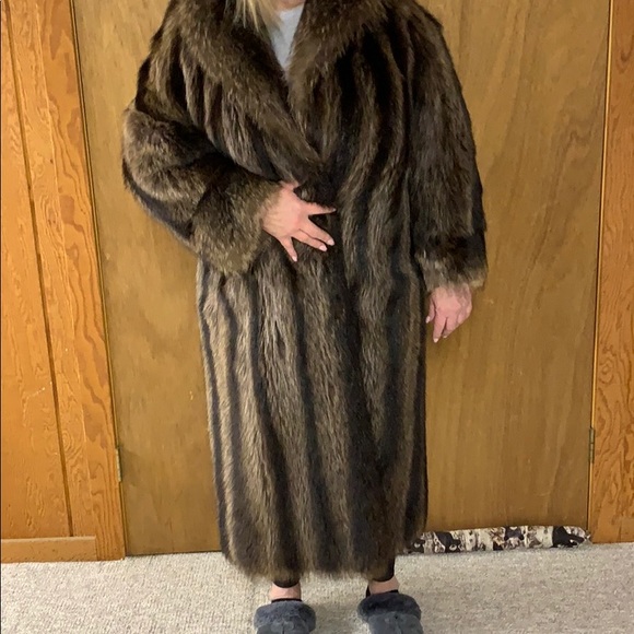 Antonvich Full Length Fur Coat - Picture 2 of 6